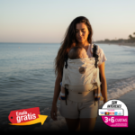 Mujer con bebé en un portabebés